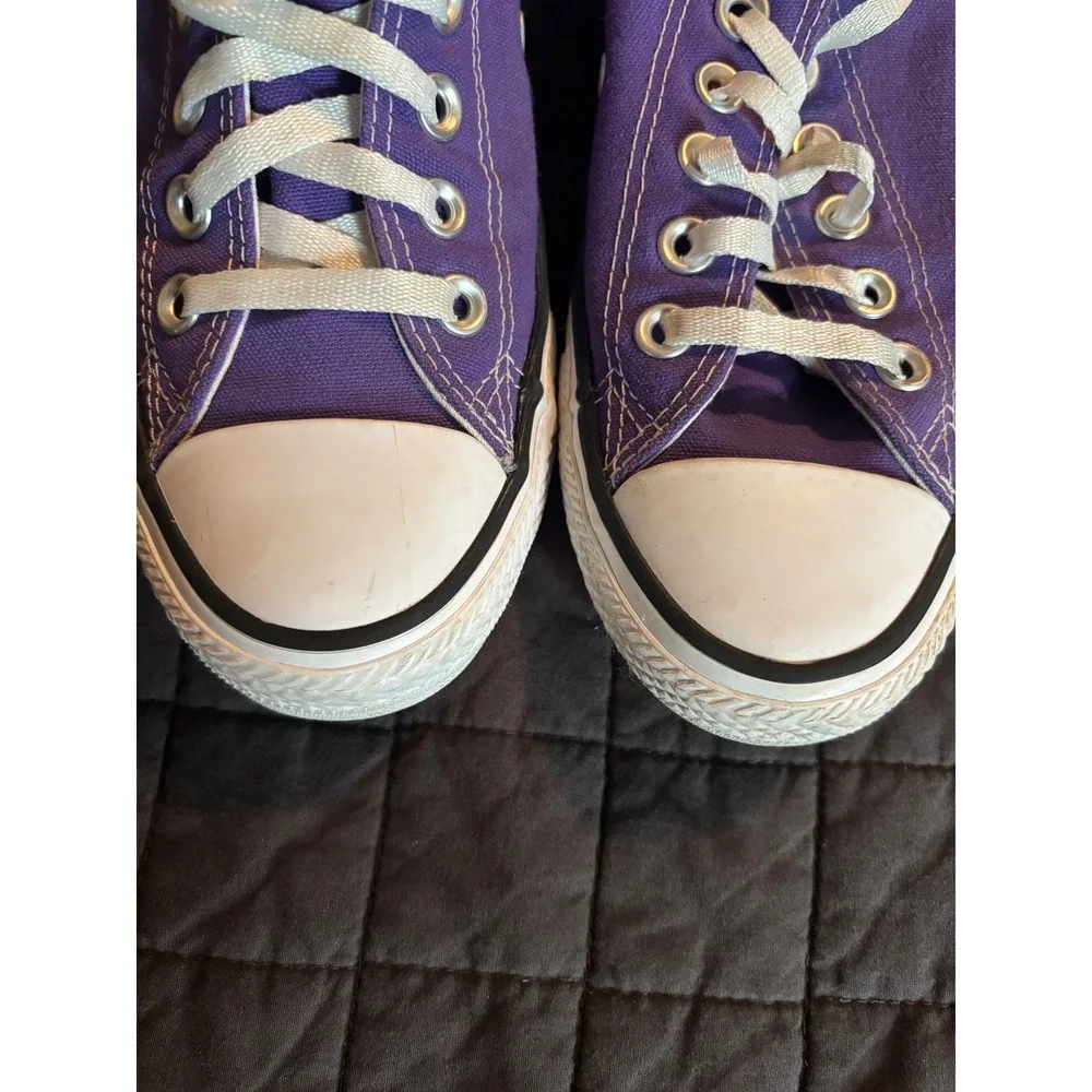 Converse Chuck Taylor All Star Low Top Purple Canvas Sneakers 137837F M4.5‎ W6.5